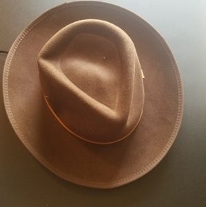 3/$20 NWT Wool Daesan Brown Hat Size M